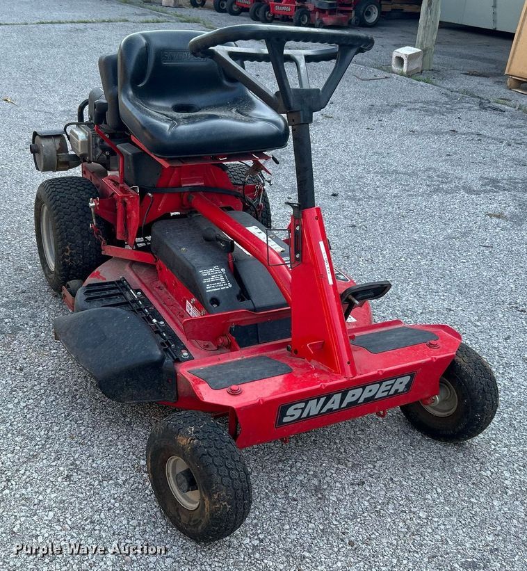 image for item LE9607 Snapper  lawn mower