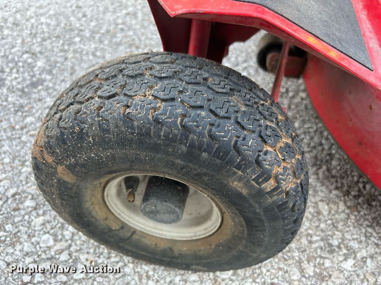 image for item LE9607 Snapper  lawn mower