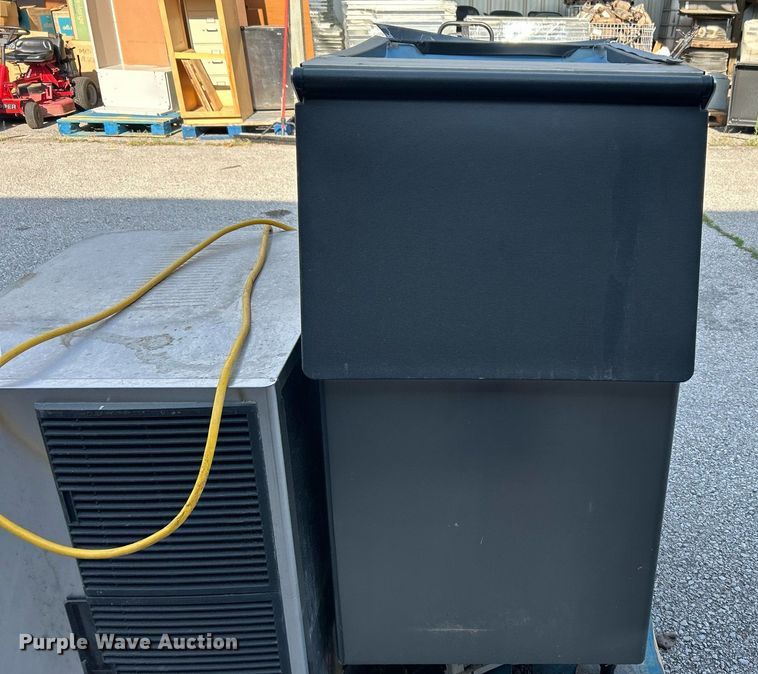 image for item LE9610 Hoshizaki KM-515MAH  ice maker