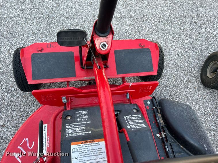 image for item LE9612 (3) Snapper lawn mowers