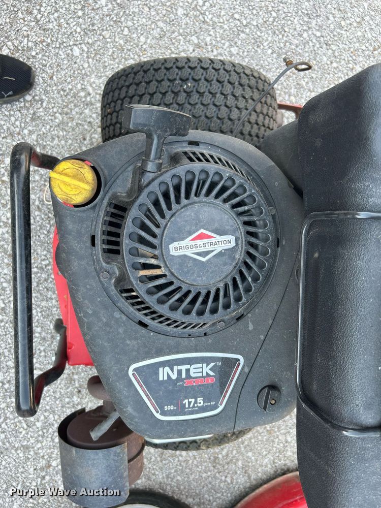 image for item LE9612 (3) Snapper lawn mowers