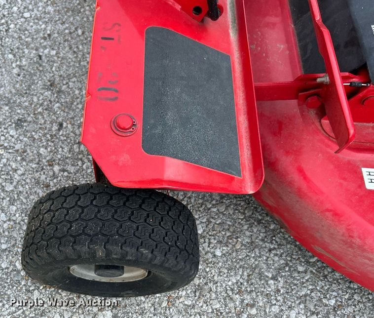 image for item LE9612 (3) Snapper lawn mowers