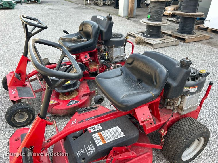 image for item LE9612 (3) Snapper lawn mowers