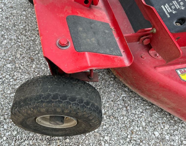 image for item LE9612 (3) Snapper lawn mowers