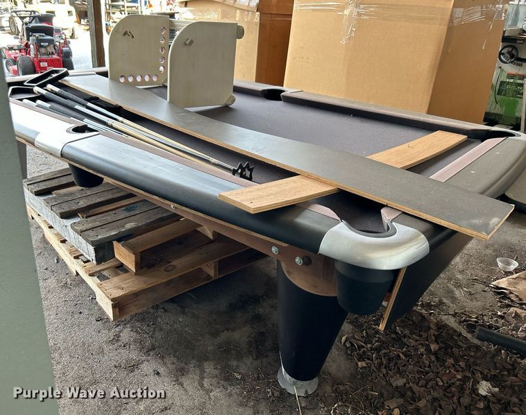image for item LE9613 Brunswick  pool table