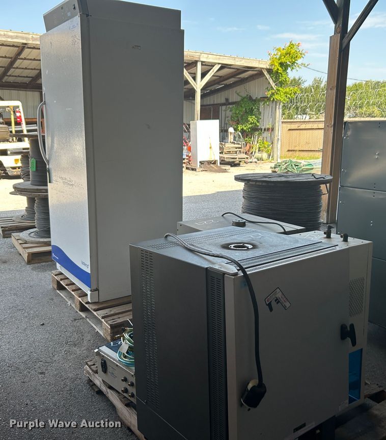 image for item LE9615 Laboratory equipment