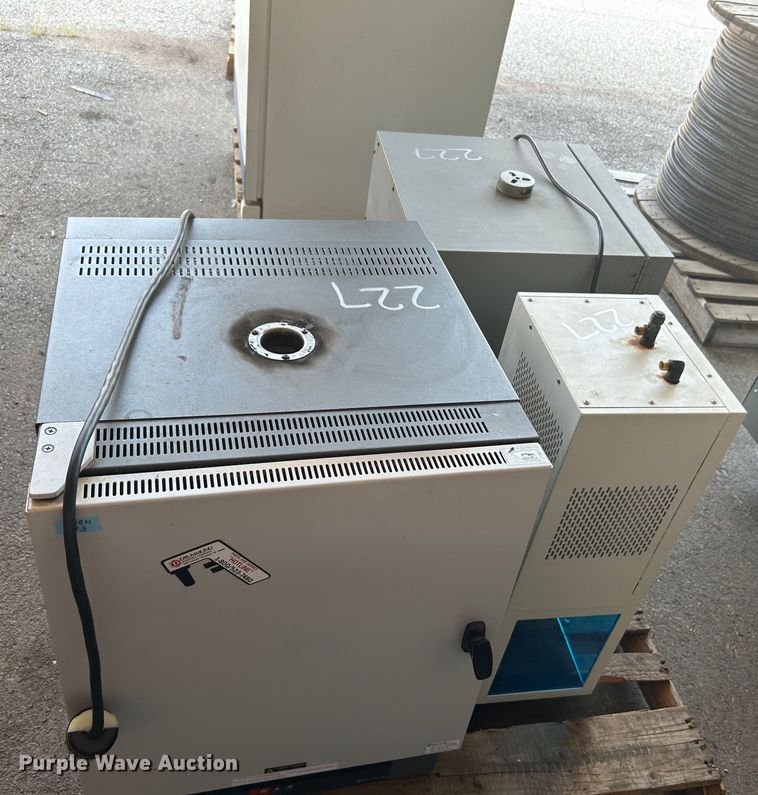 image for item LE9615 Laboratory equipment