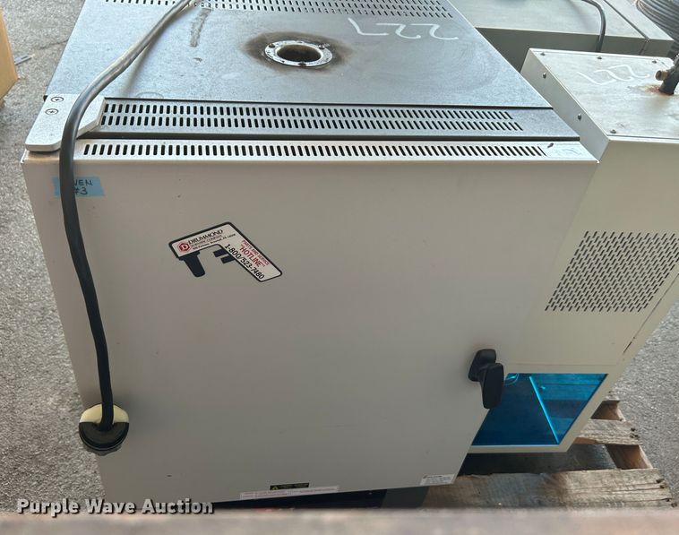 image for item LE9615 Laboratory equipment