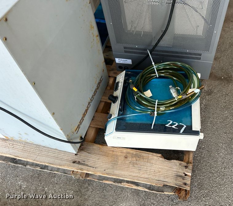 image for item LE9615 Laboratory equipment