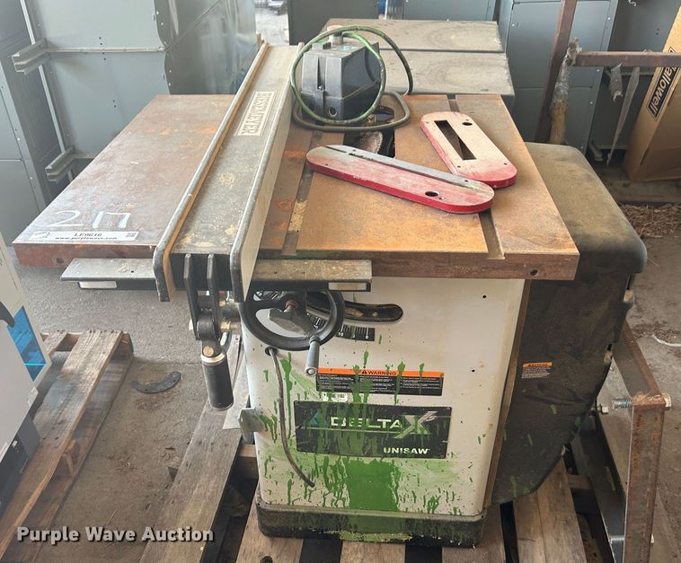 image for item LE9616 Delta  unisaw