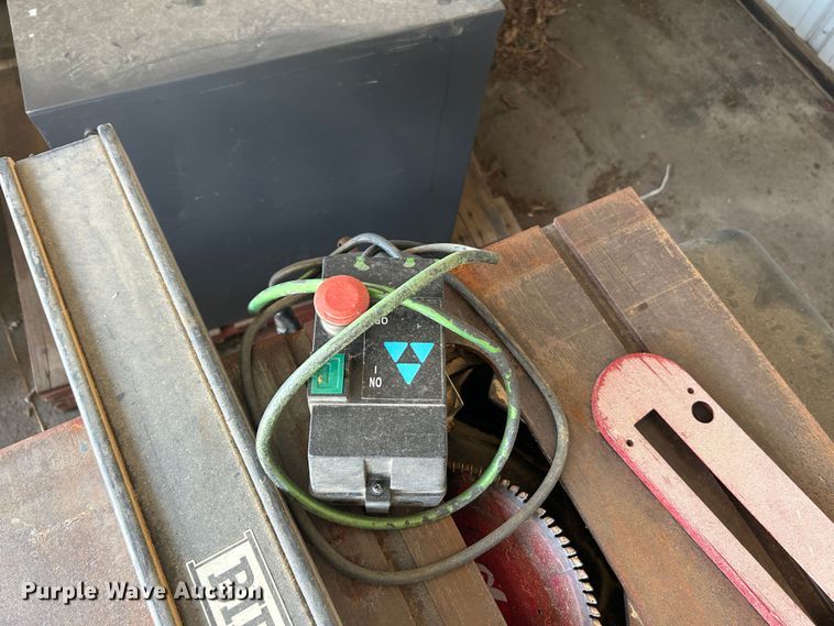 image for item LE9616 Delta  unisaw