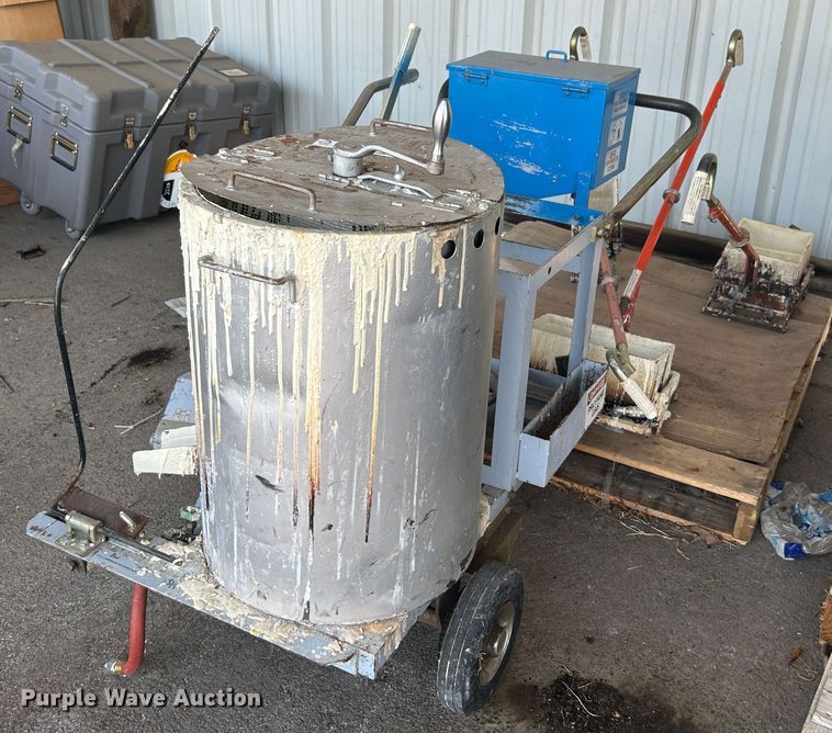 image for item LE9619 Trantex  thermoplastic applicator