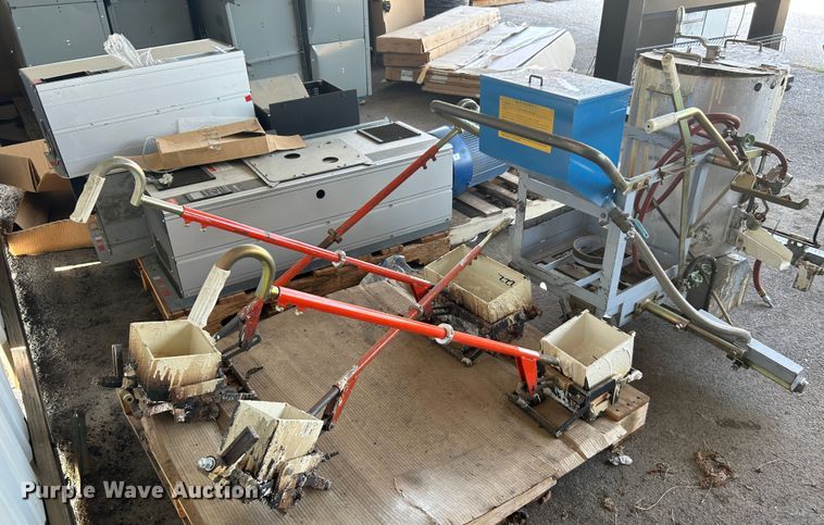 image for item LE9619 Trantex  thermoplastic applicator