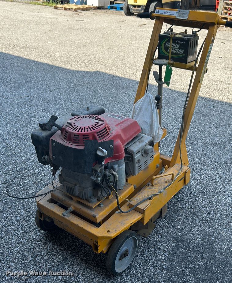 image for item LE9620 Traffic line remover