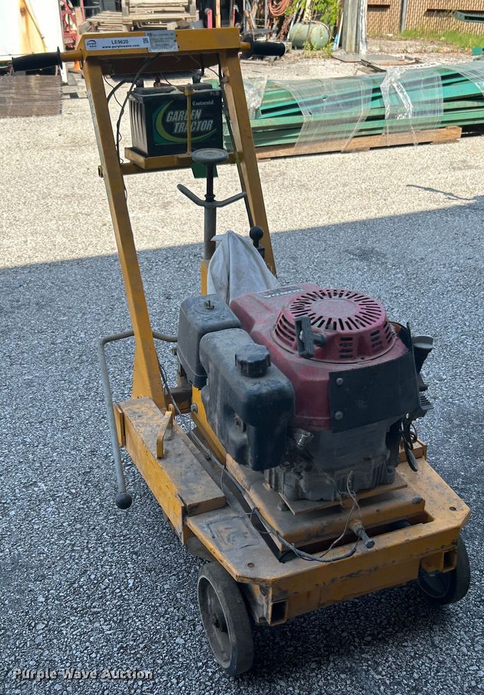 image for item LE9620 Traffic line remover