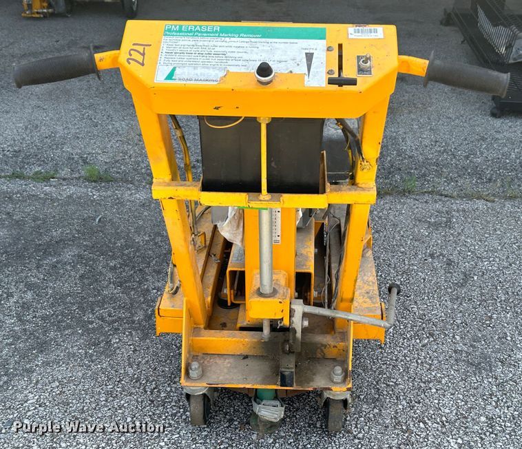 image for item LE9620 Traffic line remover