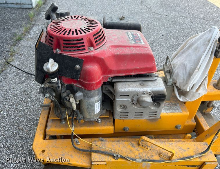 image for item LE9620 Traffic line remover