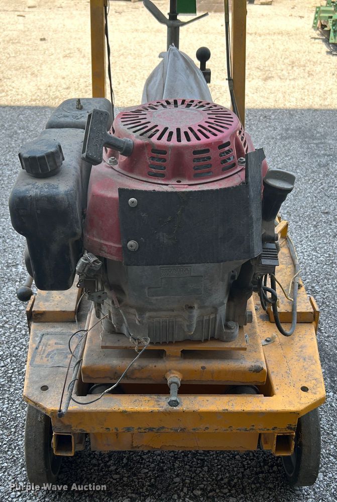 image for item LE9620 Traffic line remover