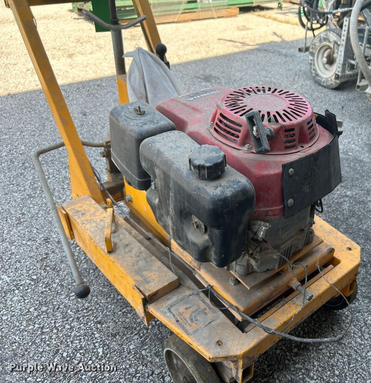 image for item LE9620 Traffic line remover