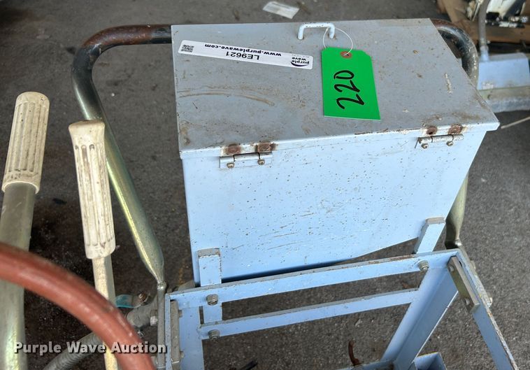 image for item LE9621 Trantex  thermoplastic applicator