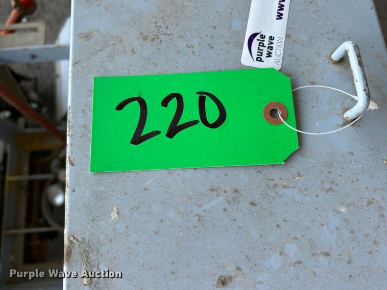 image for item LE9621 Trantex  thermoplastic applicator