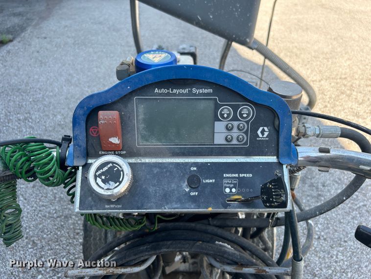 image for item LE9622 Graco LineLazer 200HS  paint striper