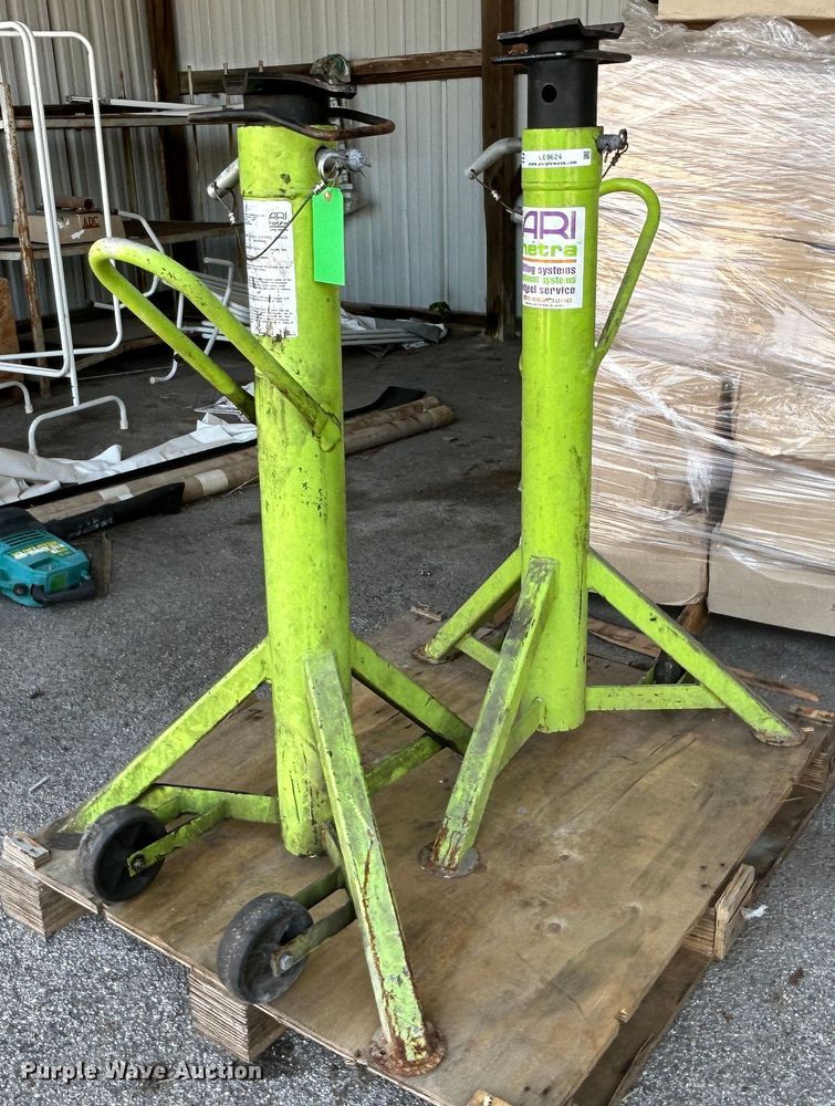 image for item LE9624 ARI Hetra  lifts