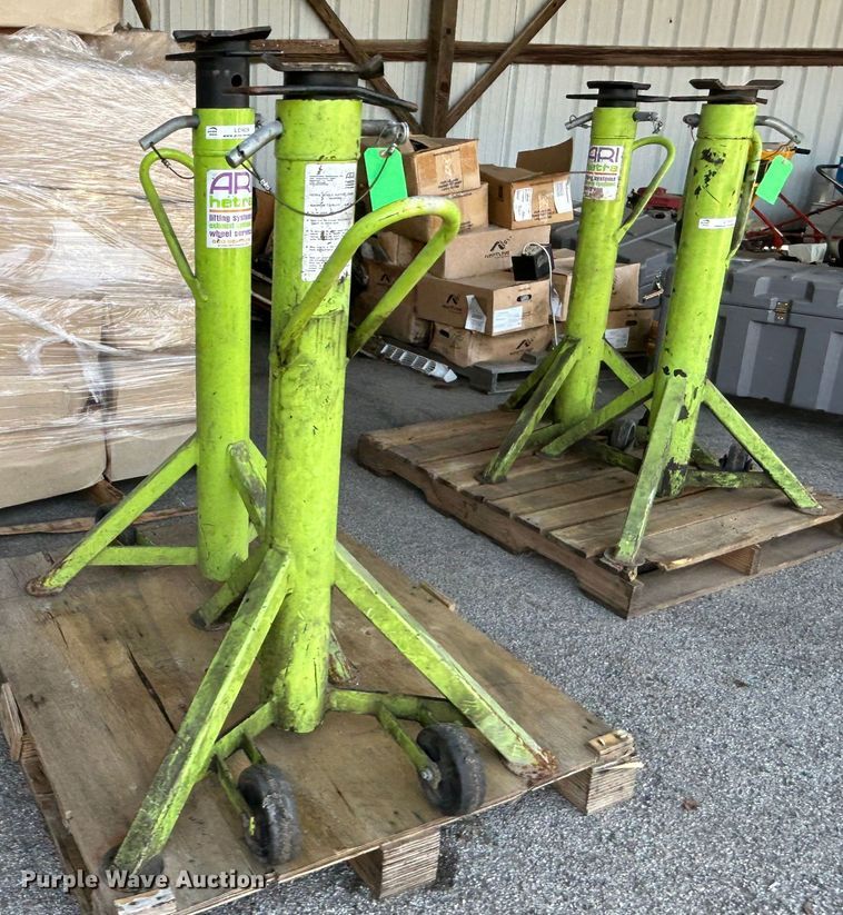 image for item LE9624 ARI Hetra  lifts