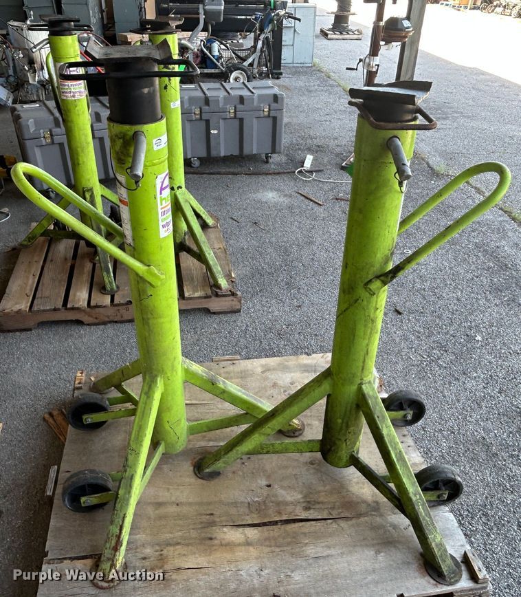 image for item LE9624 ARI Hetra  lifts