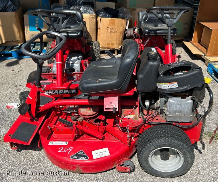 image for item LE9628 (3) Snapper lawn mowers