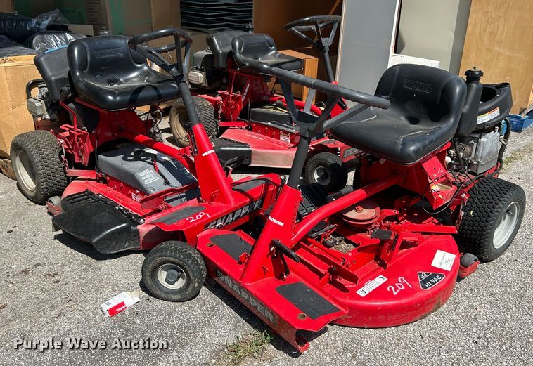 image for item LE9628 (3) Snapper lawn mowers