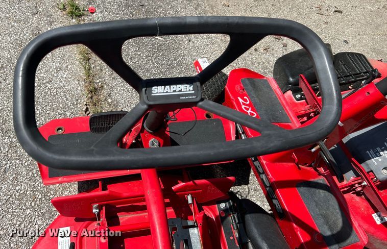 image for item LE9628 (3) Snapper lawn mowers