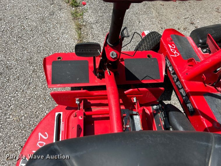 image for item LE9628 (3) Snapper lawn mowers