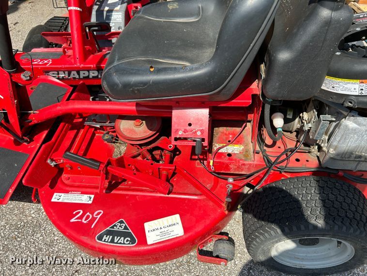 image for item LE9628 (3) Snapper lawn mowers