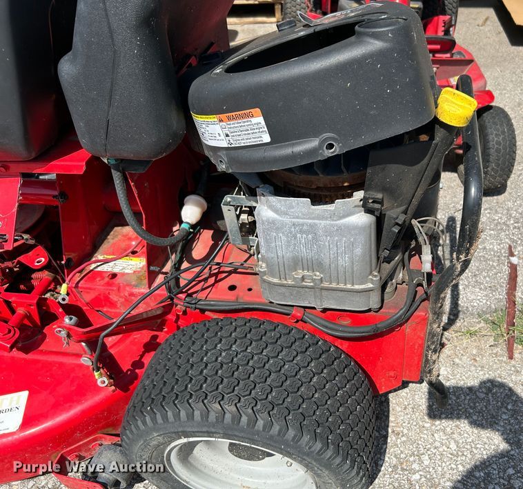 image for item LE9628 (3) Snapper lawn mowers