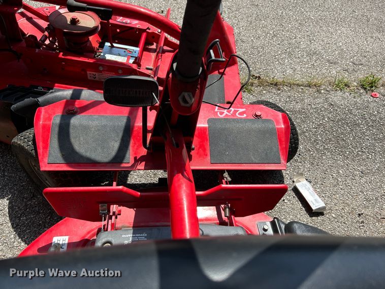 image for item LE9628 (3) Snapper lawn mowers