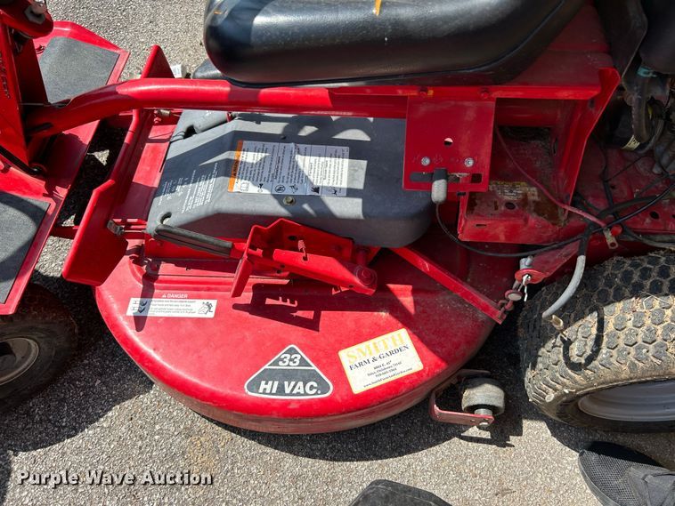 image for item LE9628 (3) Snapper lawn mowers