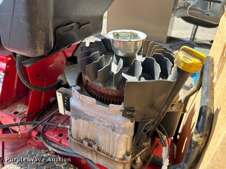 image for item LE9628 (3) Snapper lawn mowers