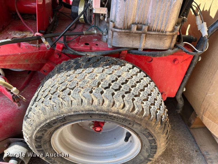 image for item LE9628 (3) Snapper lawn mowers