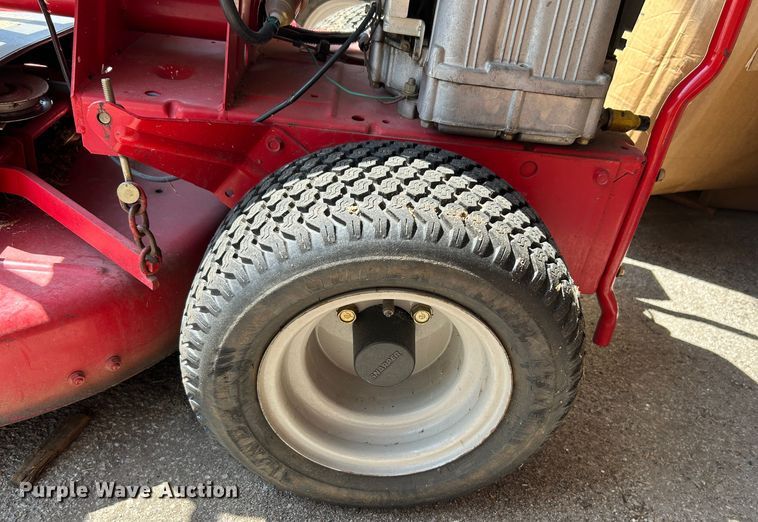 image for item LE9628 (3) Snapper lawn mowers