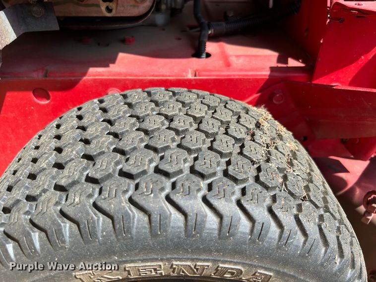 image for item LE9628 (3) Snapper lawn mowers