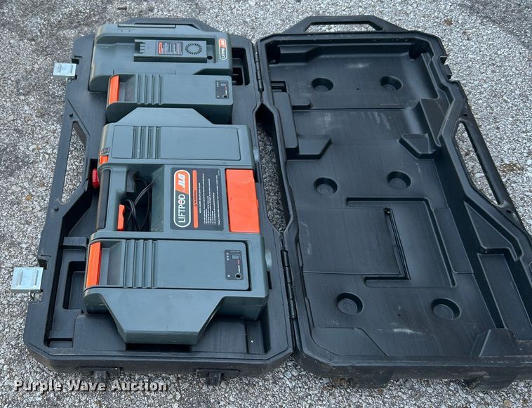 image for item LE9631 JLG FS80 Liftpod  vertical lift