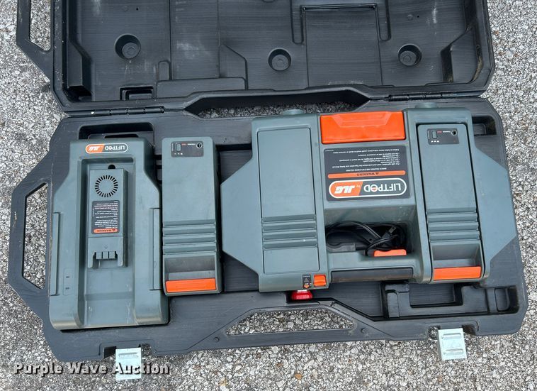 image for item LE9631 JLG FS80 Liftpod  vertical lift