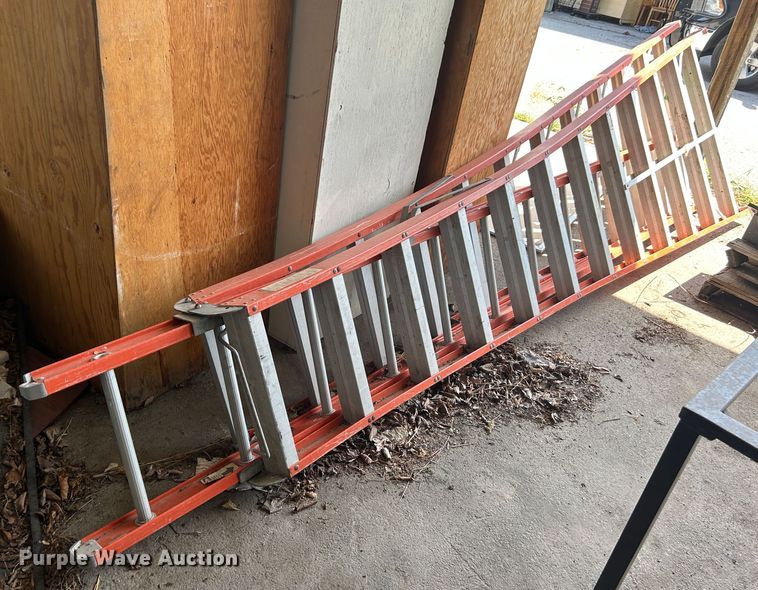 image for item LE9632 Ladder