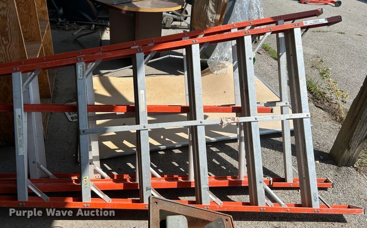 image for item LE9632 Ladder