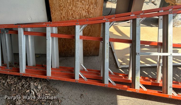 image for item LE9632 Ladder