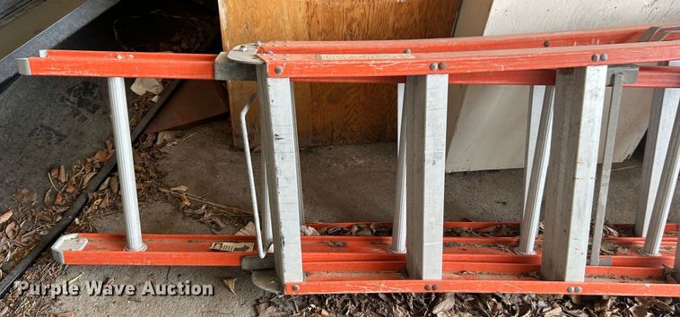 image for item LE9632 Ladder