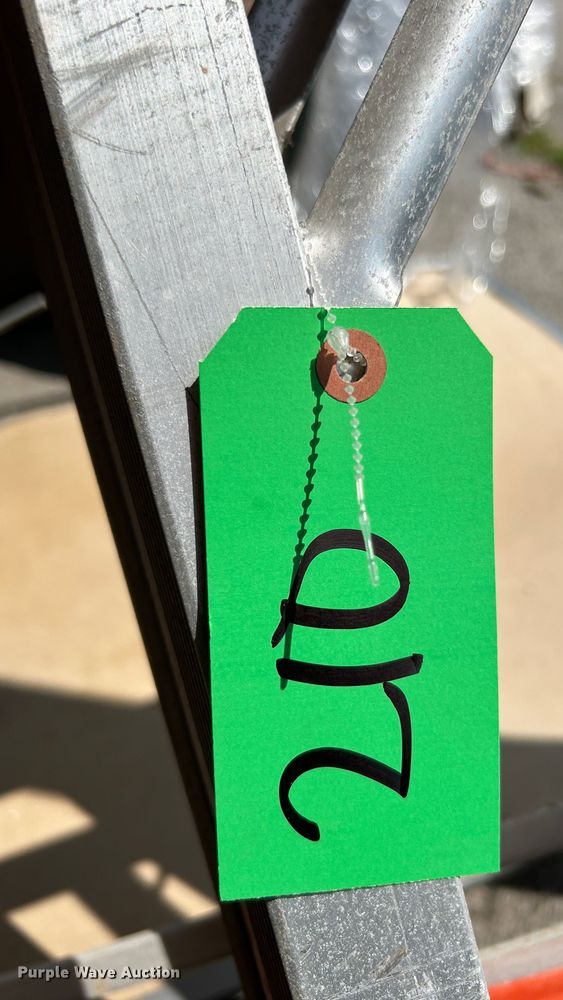 image for item LE9632 Ladder