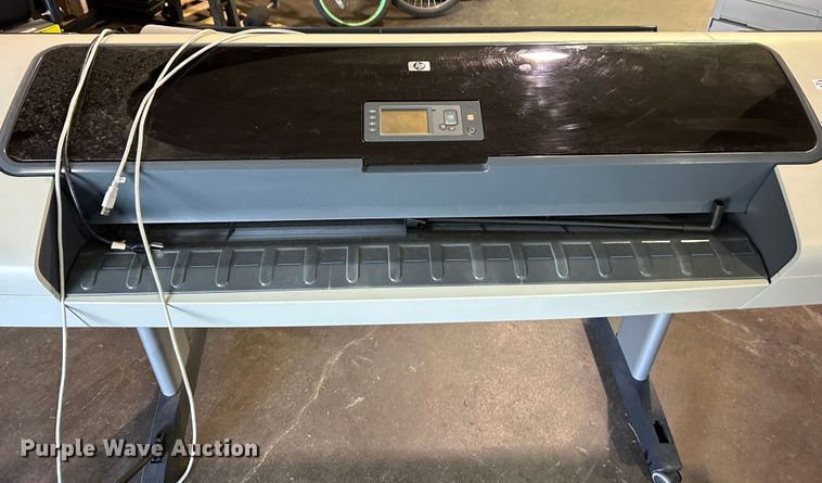 image for item LE9635 HP DesignJet T1100ps  plotter