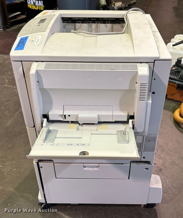 image for item LE9640 HP LaserJet 9040DN  printer